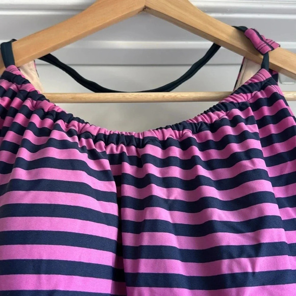 Swim top, tankini - Picture 3 of 5